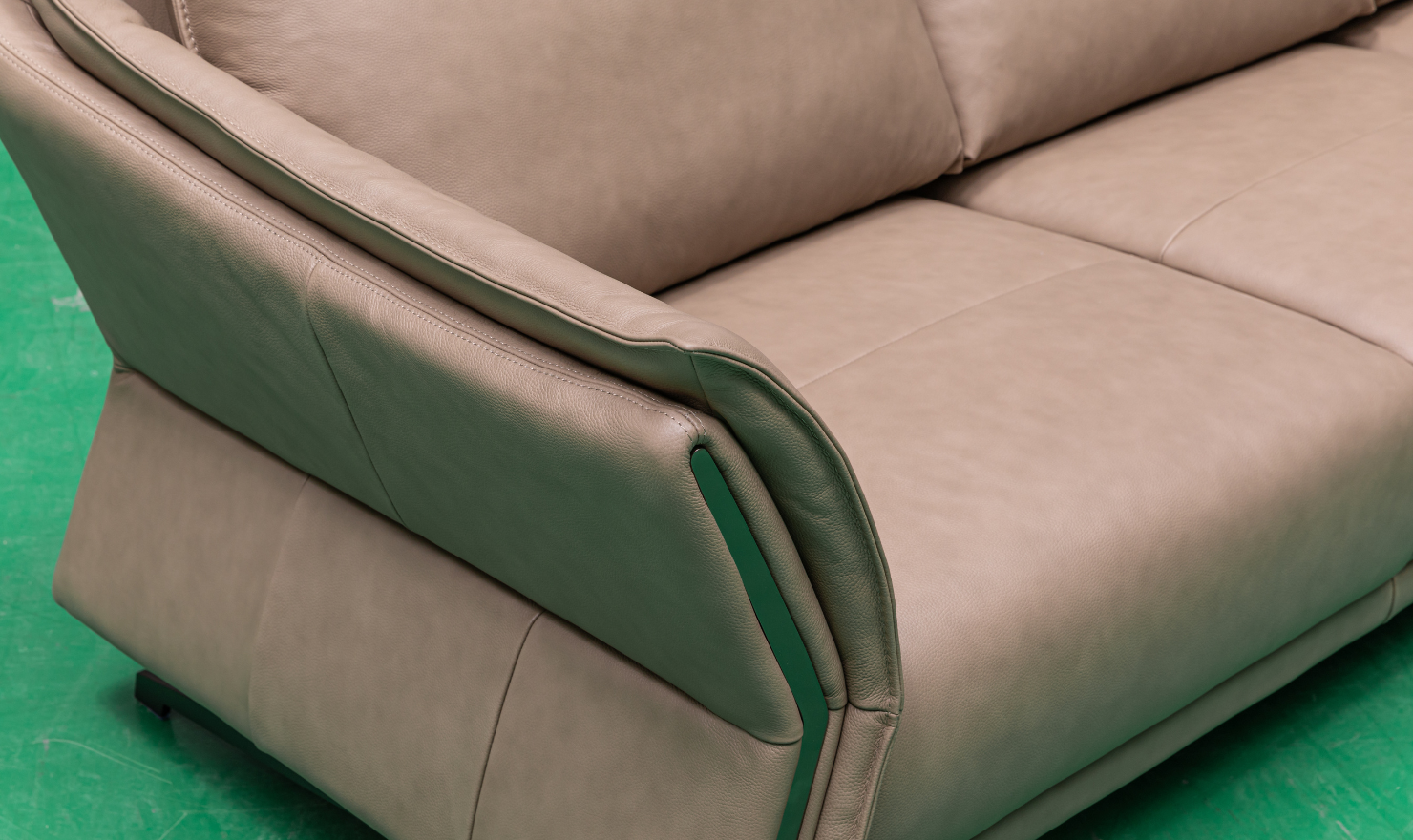 Giada Leather Chair in Brown - Image 5