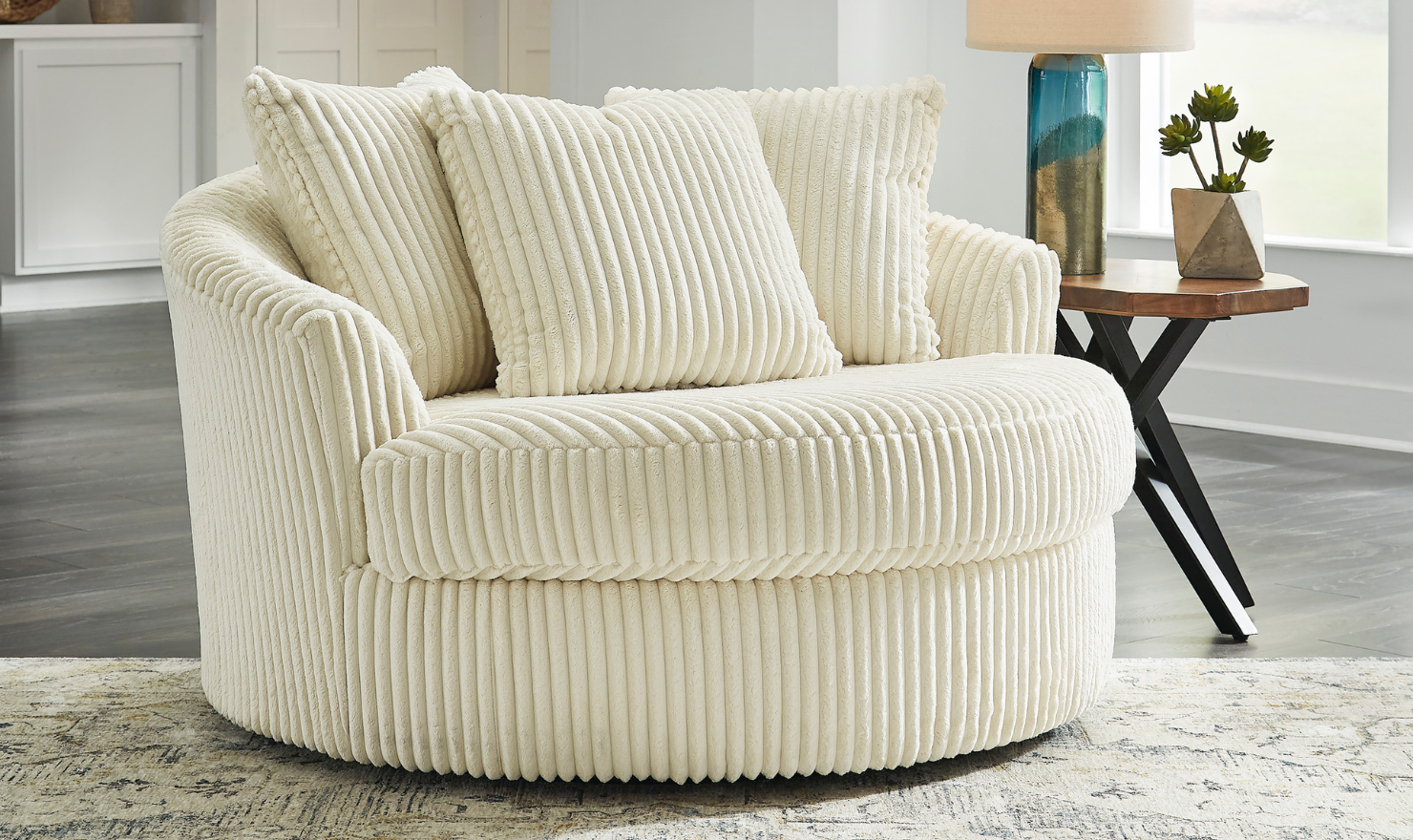 Ashley Lindyn Round Oversized Swivel Accent Chair - Image 3
