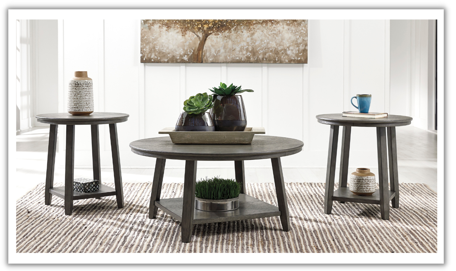 Modern Heritage Caitbrook Occasional Round Table Set in Gray