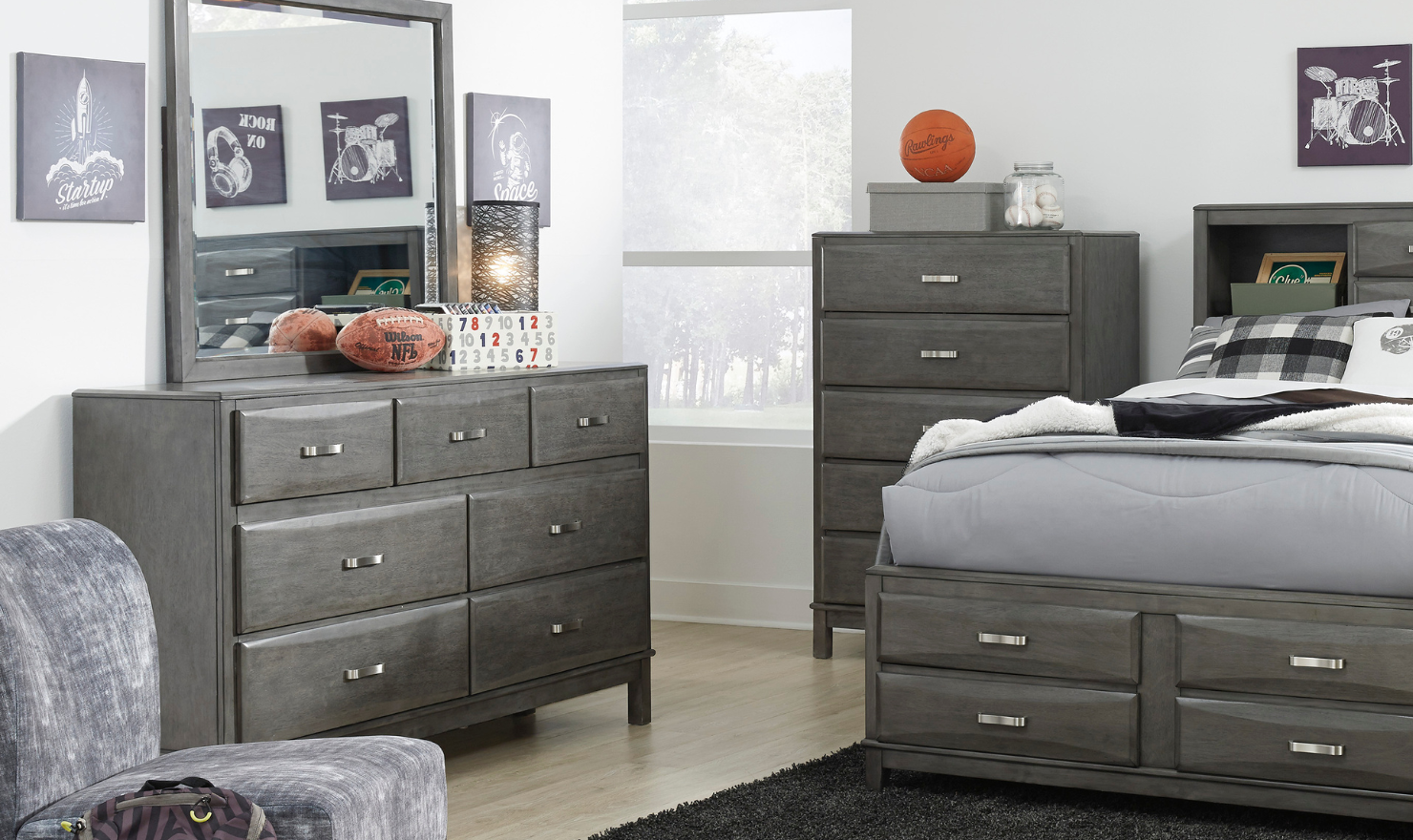 Modern Heritage Caitbrook 7-Drawer Dresser in Gray - Image 4